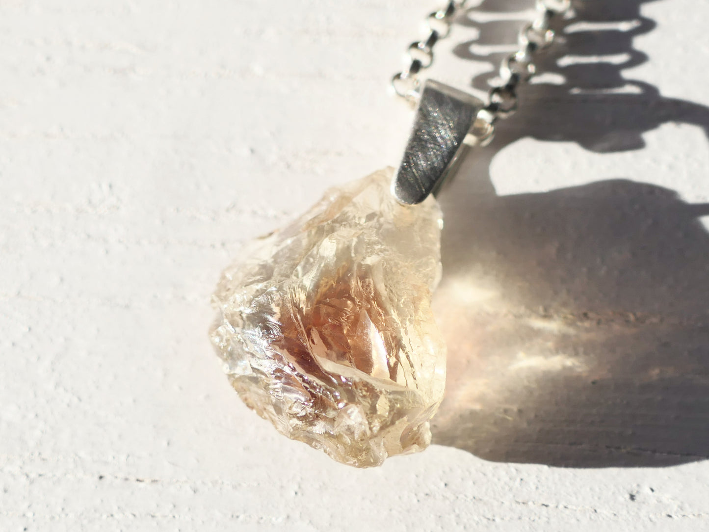 red-green Oregon sunstone