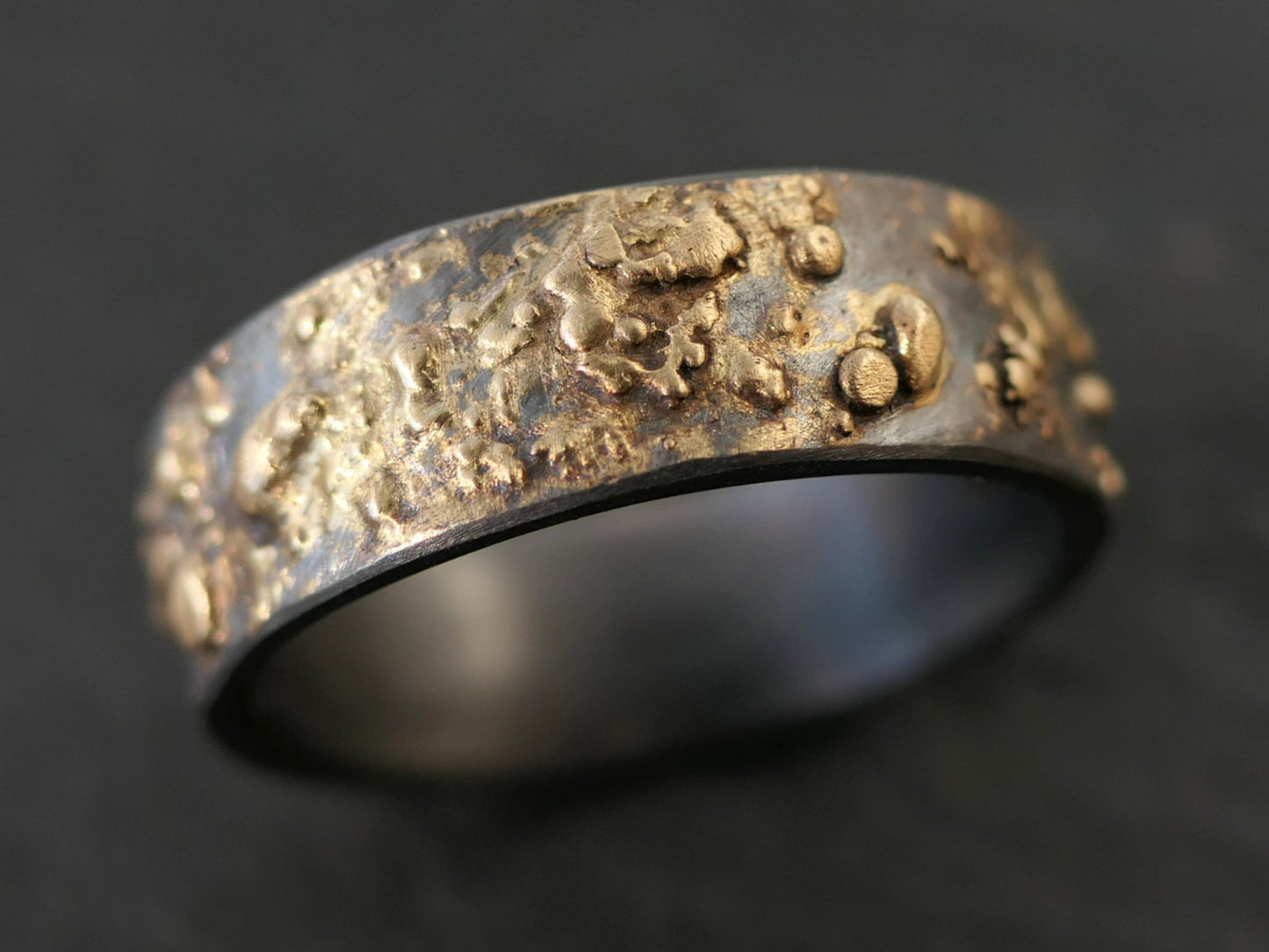 gold wedding band