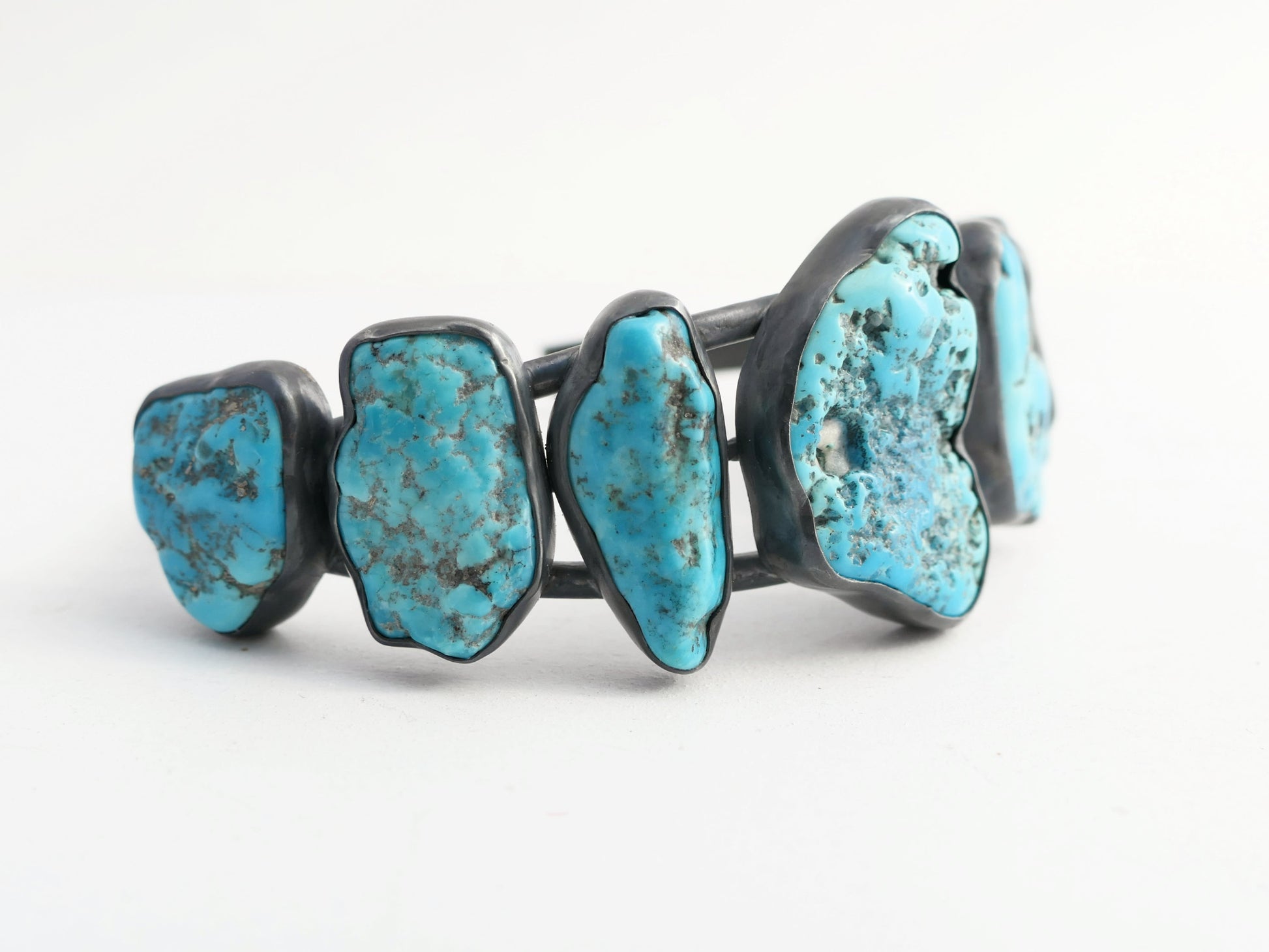 Arizona turquoise nugget bracelet 8 1/2 inches
