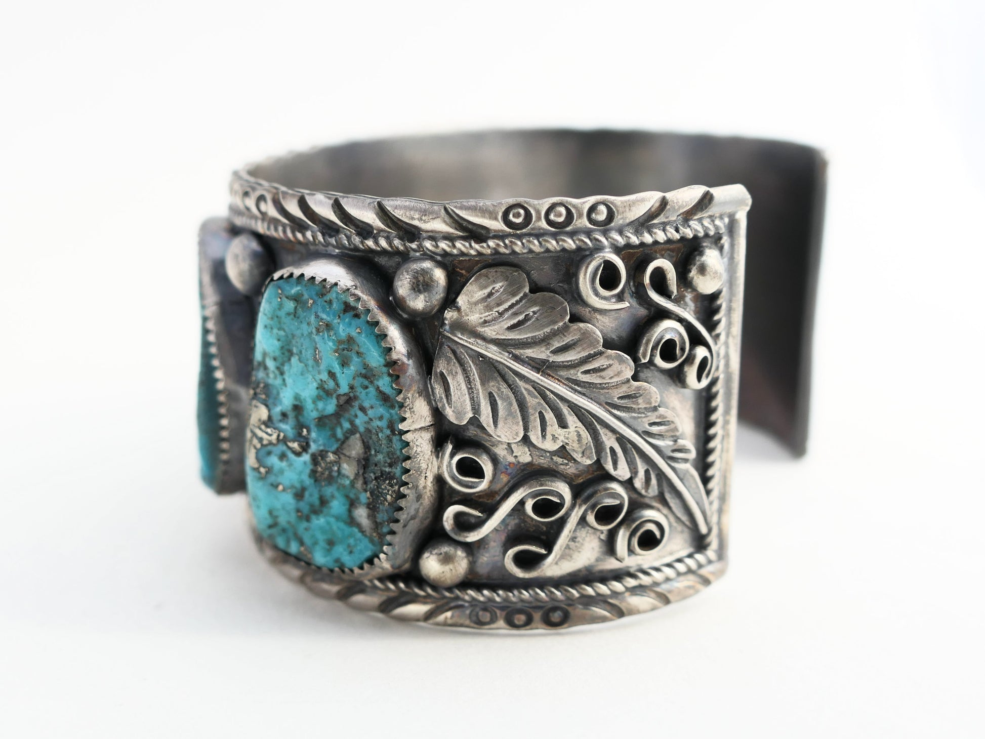 turquoise cuff Native American bracelet