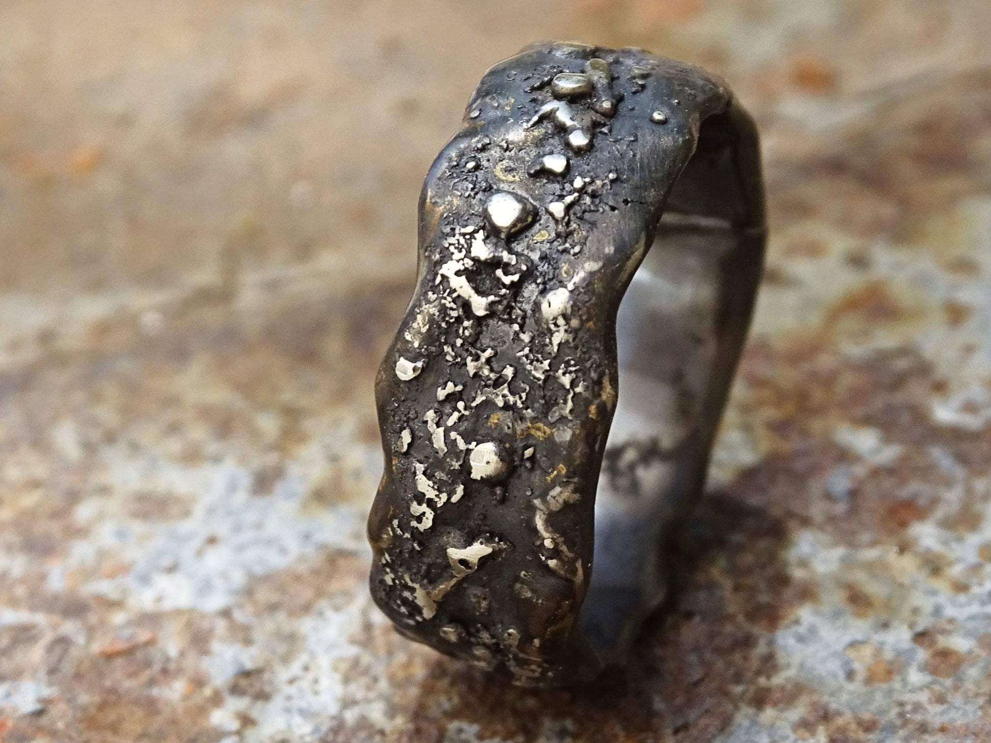 men's white gold wedding band