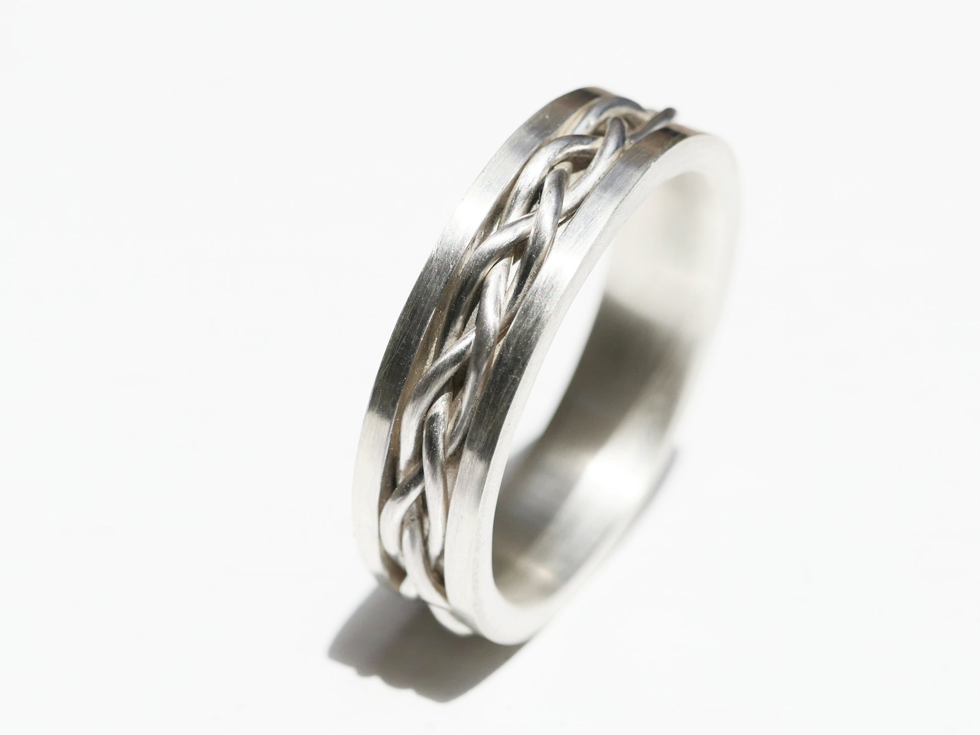 braided wedding band for men and women
