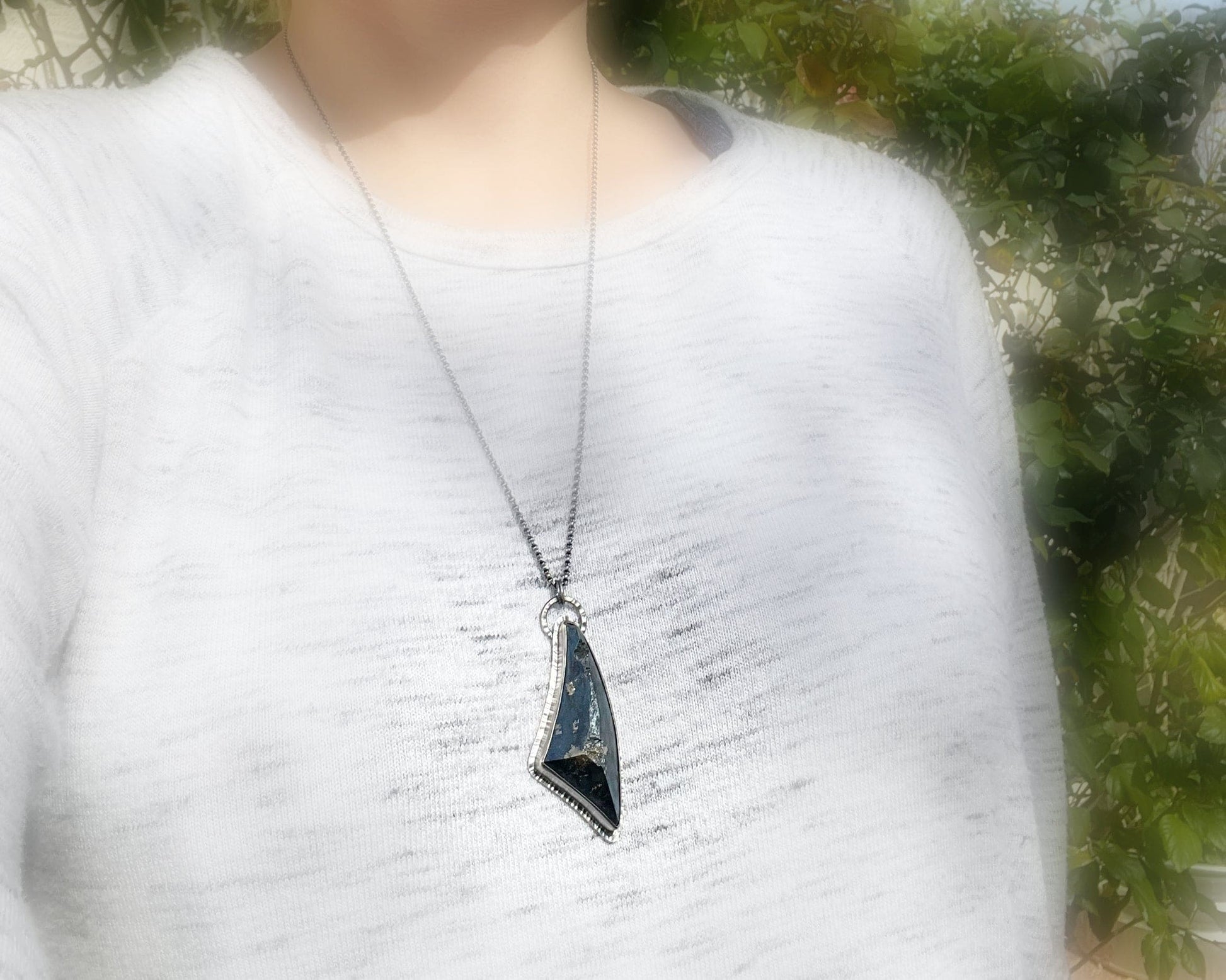 covellite pendant