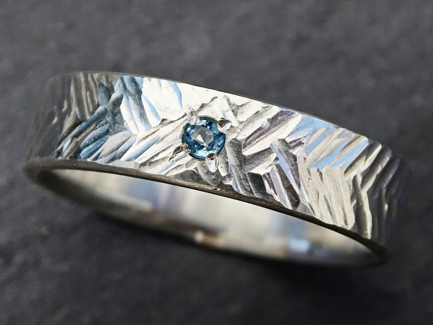 herringbone ring