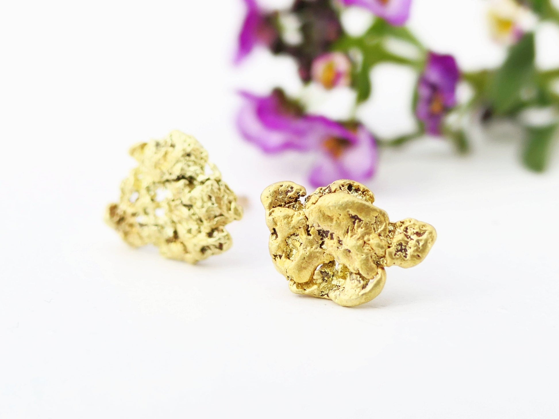 gold nugget stud earrings