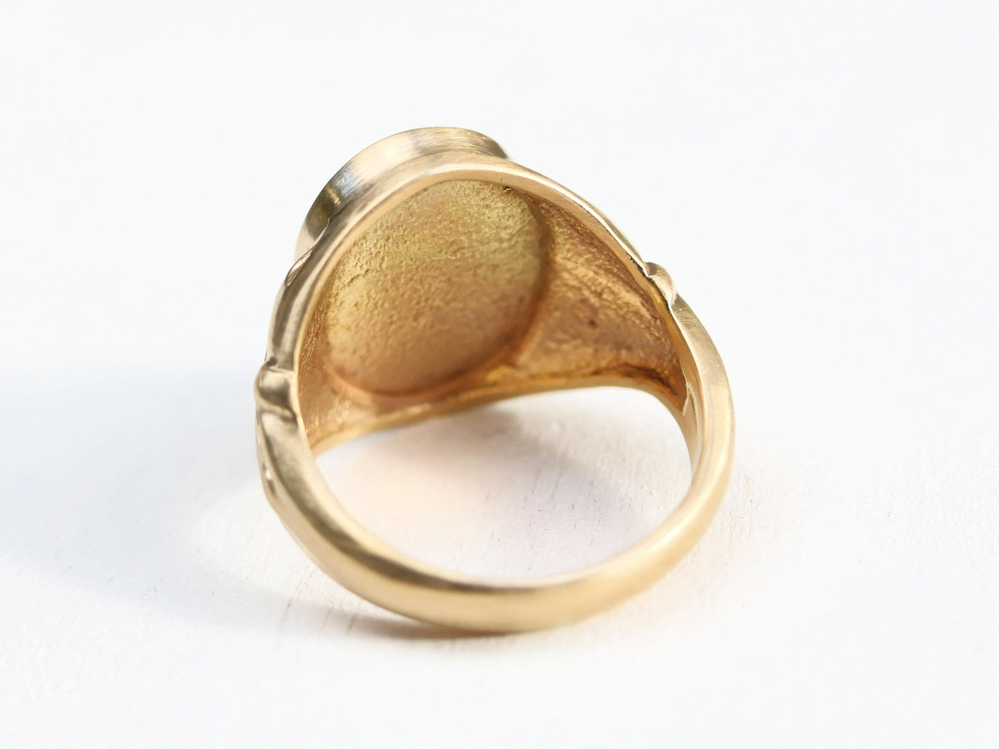 gold in quartz gold ring