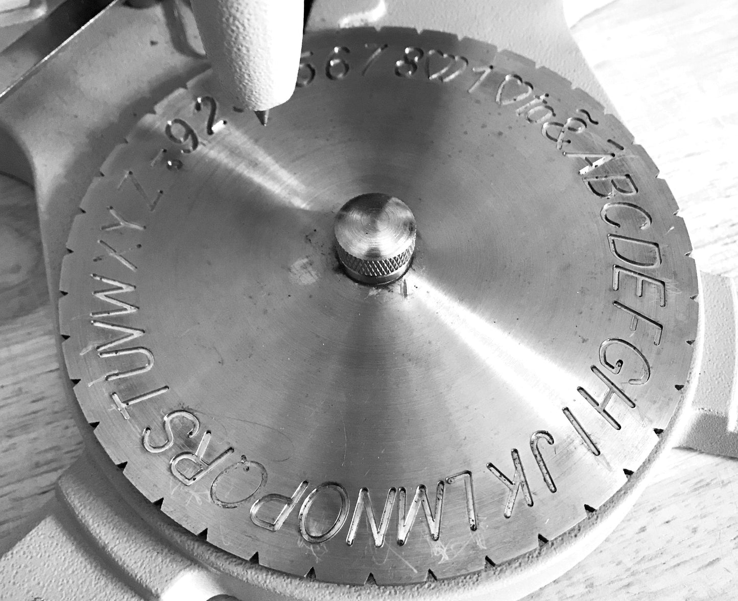 Engraving tool with alphabet and numbers for custom rings and pendants engraving option