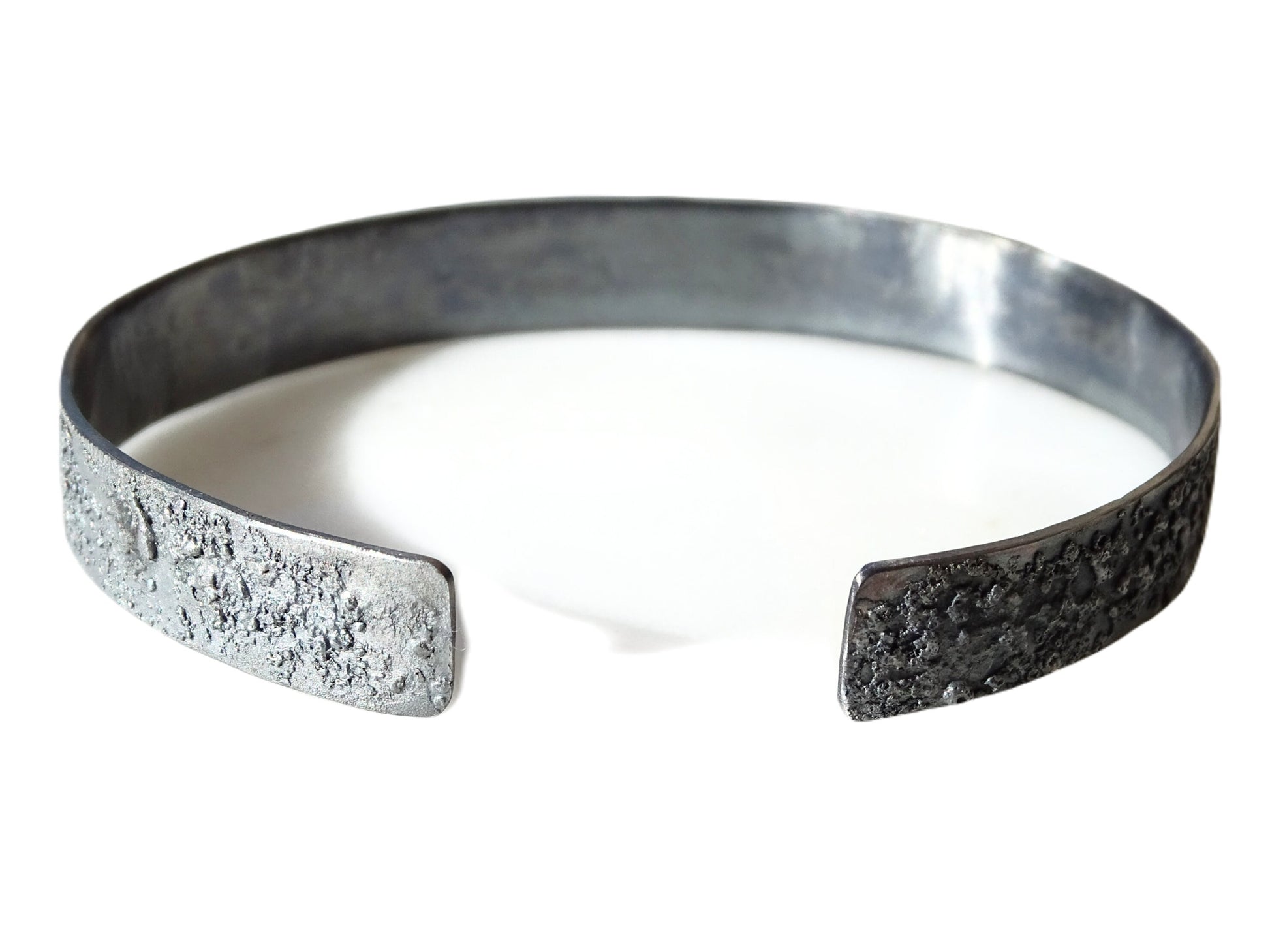 gold and silver bracelet