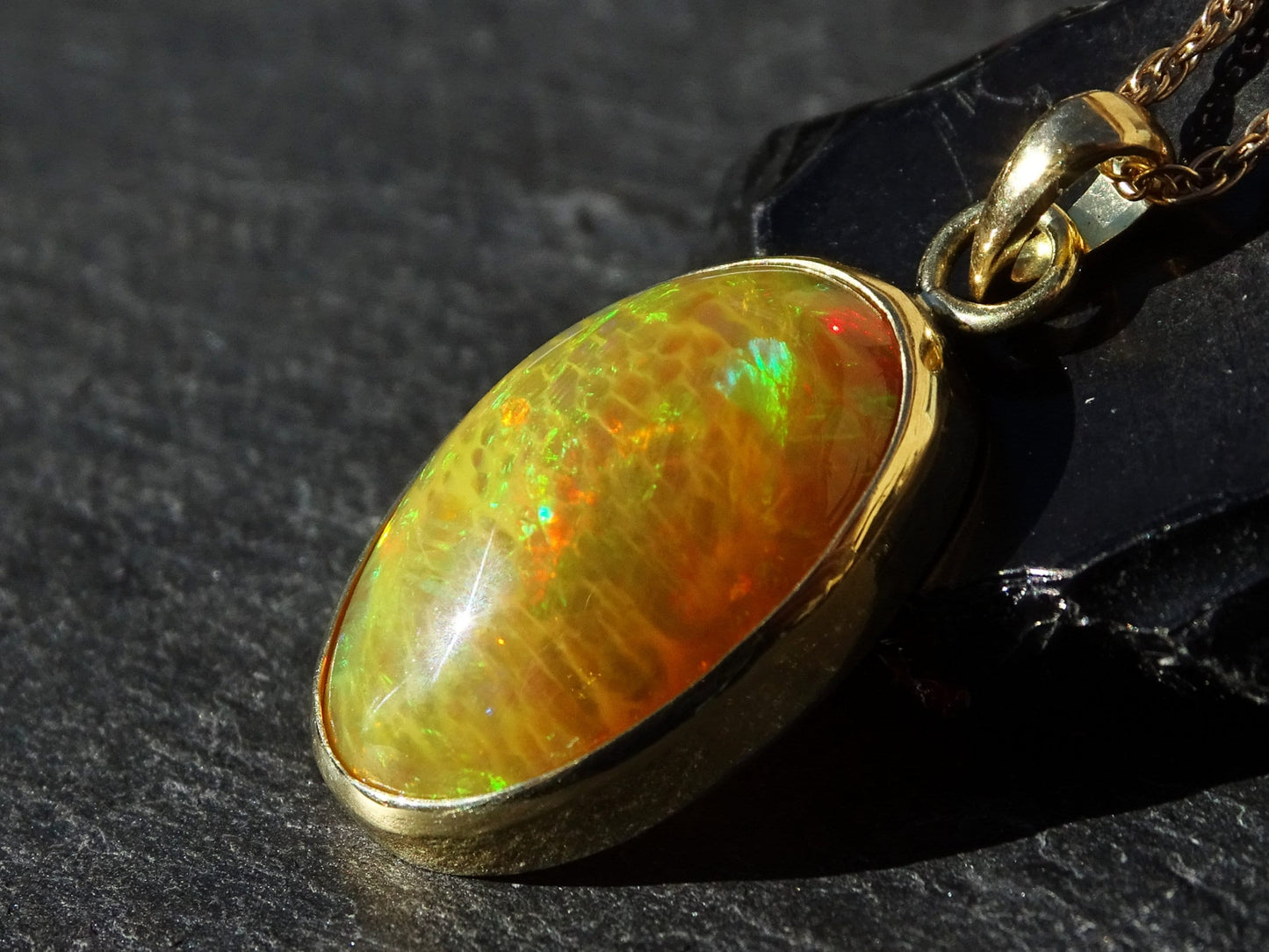 gold welo opal