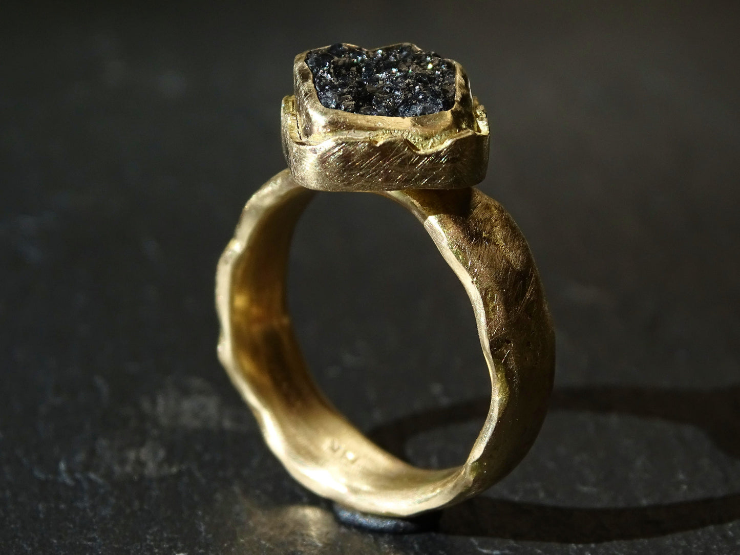 gold diamond ring