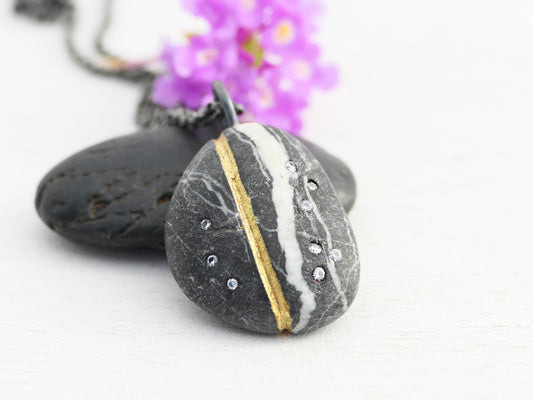 River stone pendant