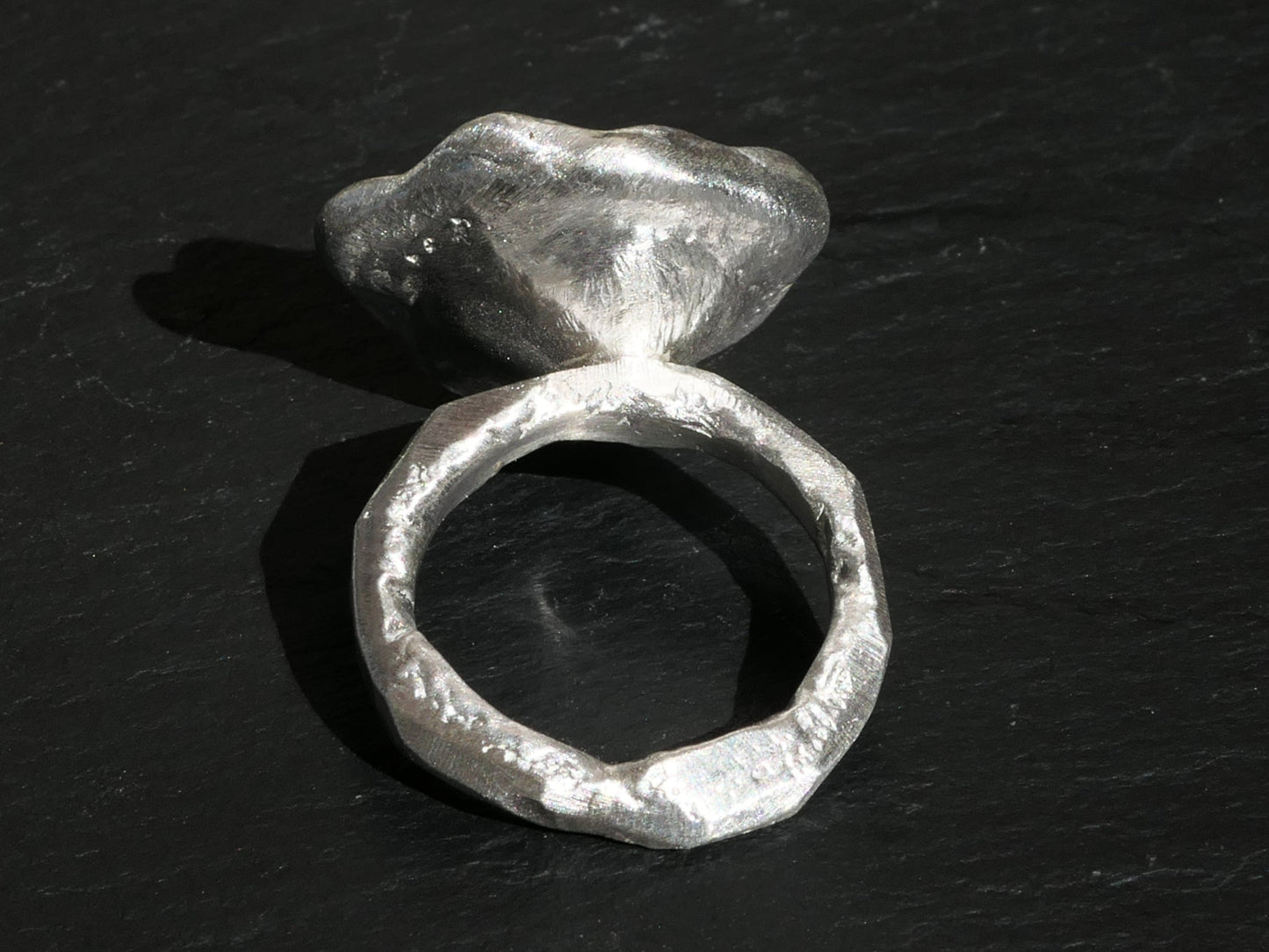 silver Tahiti pearl ring