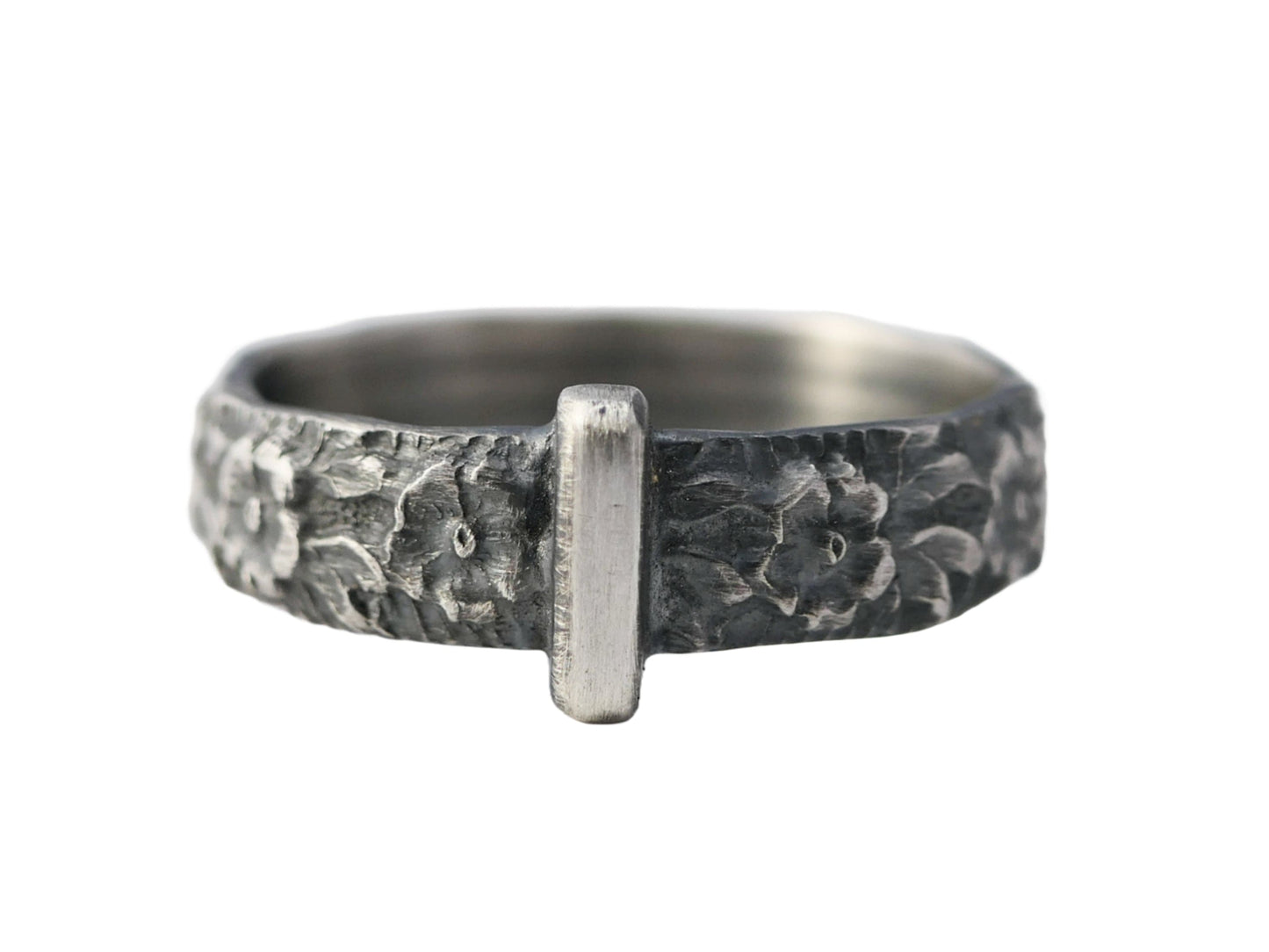 Scottish wedding band sporran ring