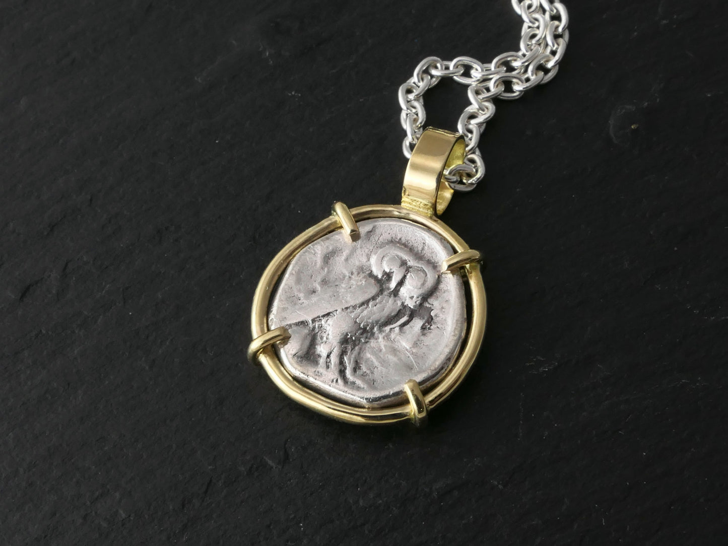 Athena owl coin Calabria Tarentum Drachm Calabria taranto