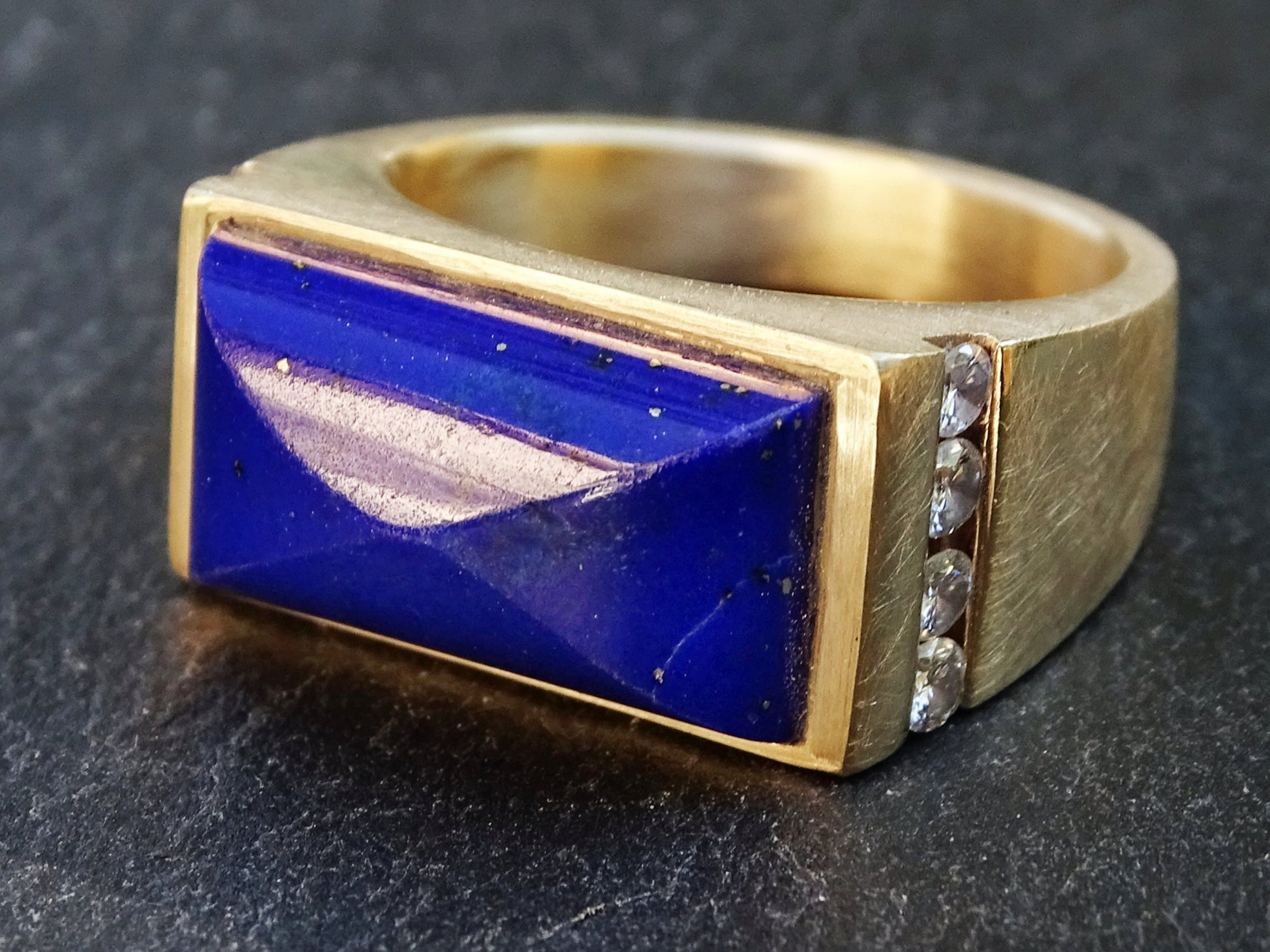gold lapis lazuli ring